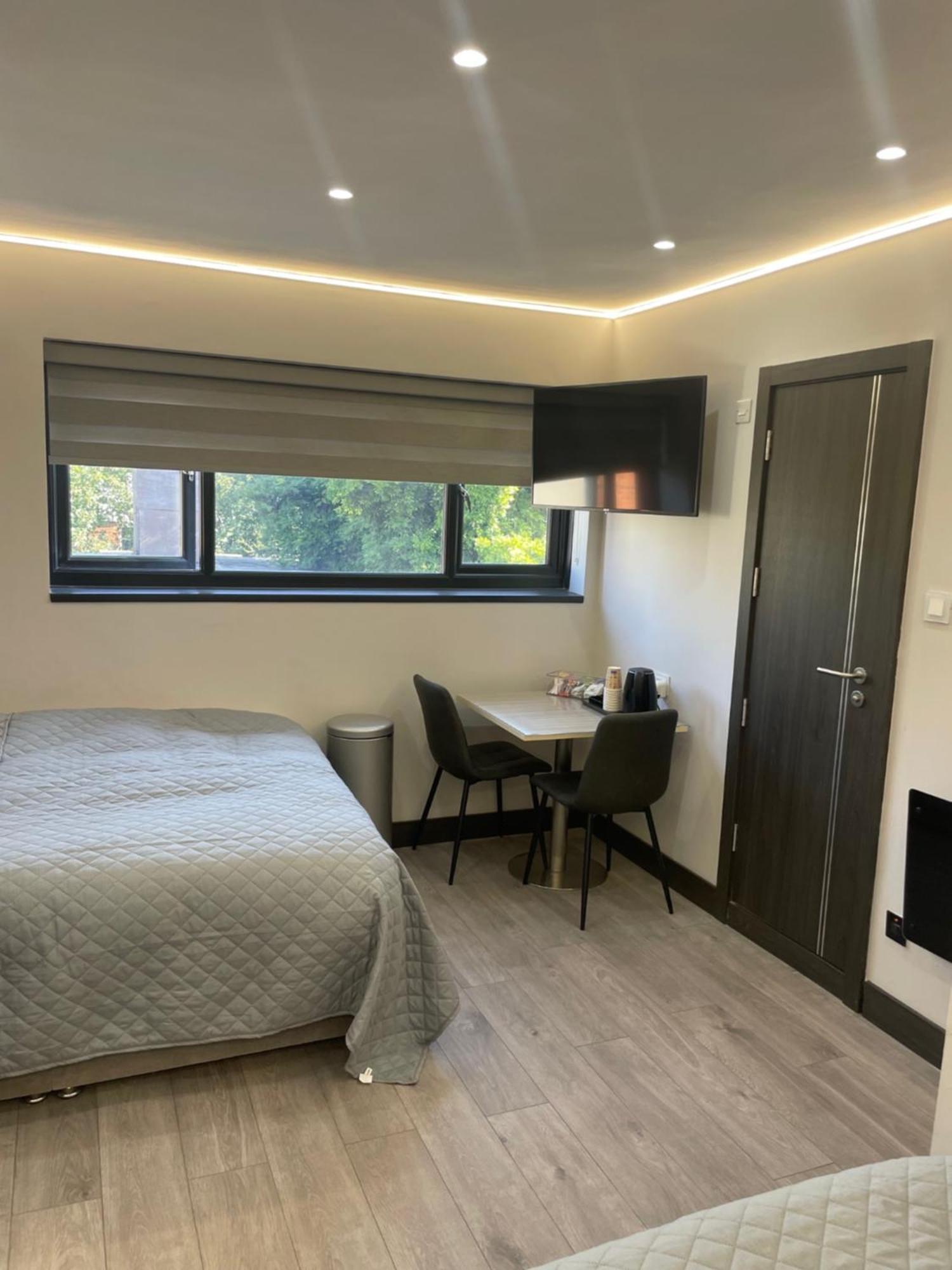 Park Avenue Hotel Лондон Экстерьер фото